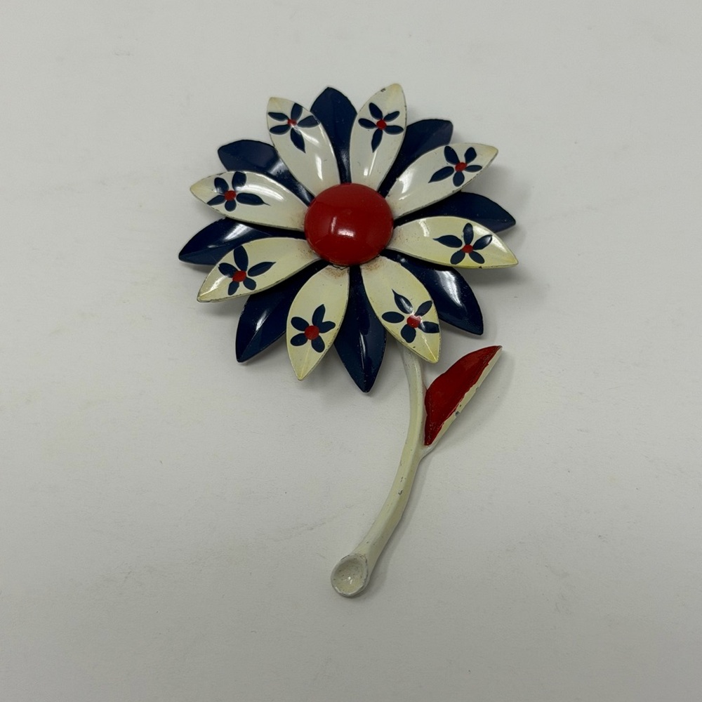 Vintage Enamel Flower Brooch Red White Blue Metal Pin Fashion Jewelry - Picture 2 of 6